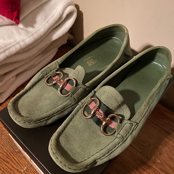 Gucci Loafers - Picture 1 of 3